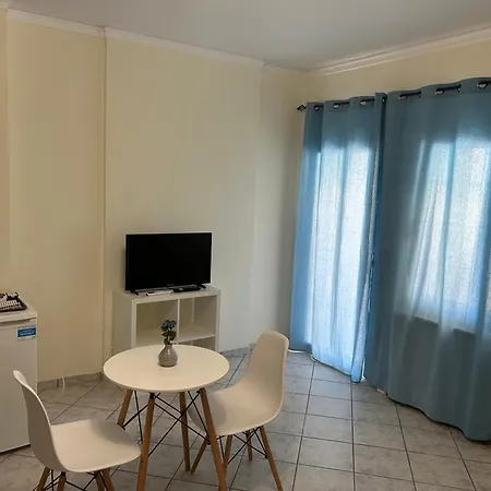 شقة The Gem Límni